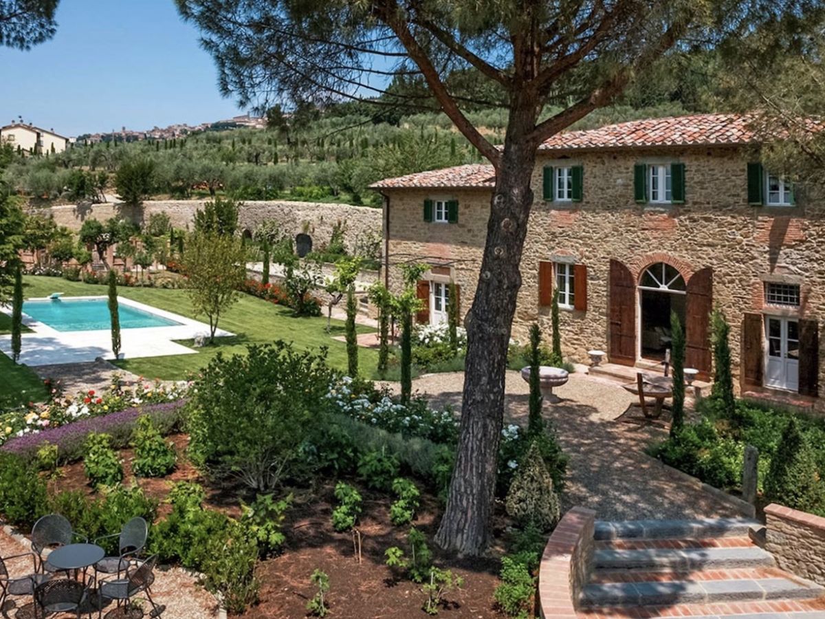 How to rent the villa from "Under the Tuscan Sun" for the ultimate
