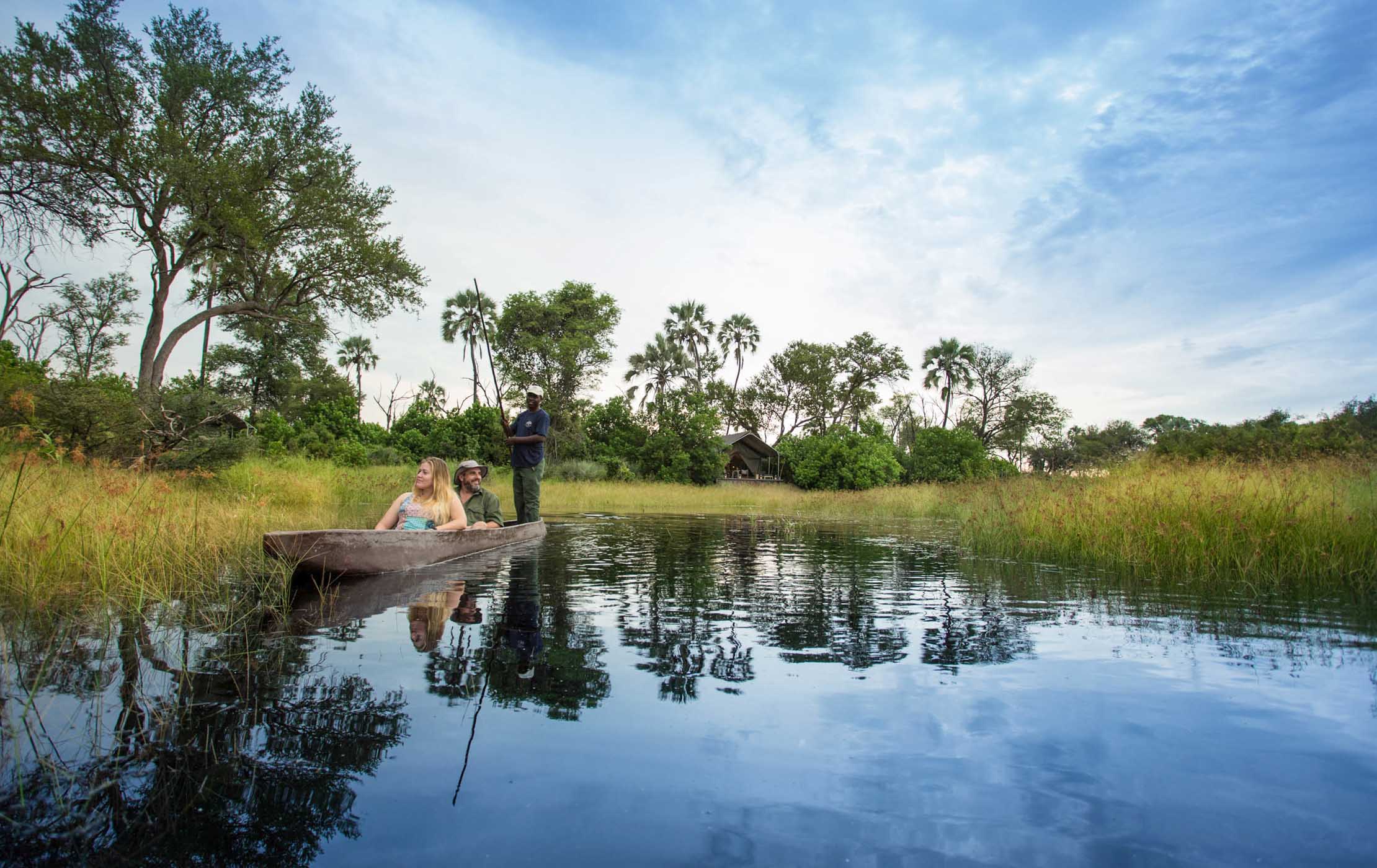 Mokoro boat experience