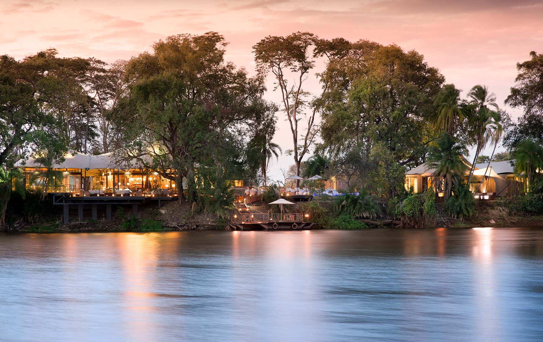 Exterior view of Thorntree River Lodge