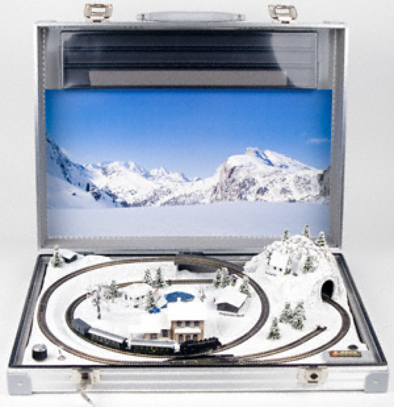Noch Tannheim Z Scale Briefcase Layout