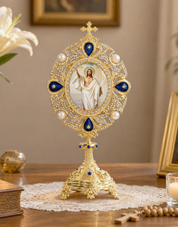 Heirloom Monstrance Style Risen Christ Ornament