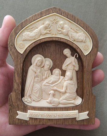 Nativity Heirloom Plaque