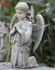 Kneeling Celtic Angel Garden Statue