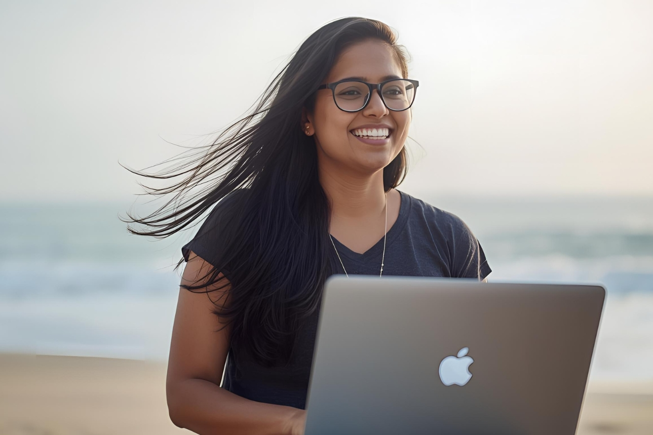 Teletrabajo en diciembre: la "zona gris" que puede costarte el empleo