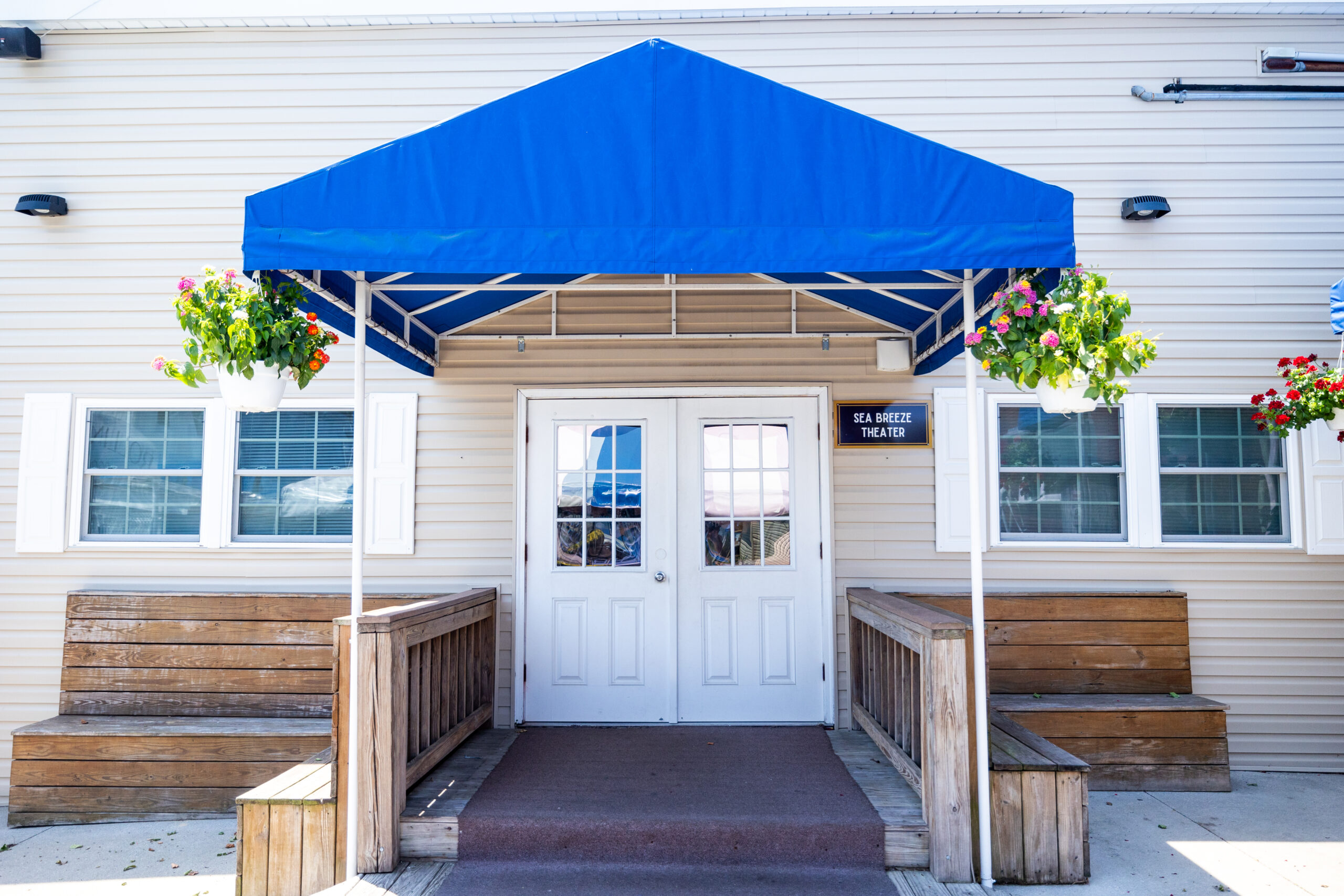 Entrance to seabreeze theater.