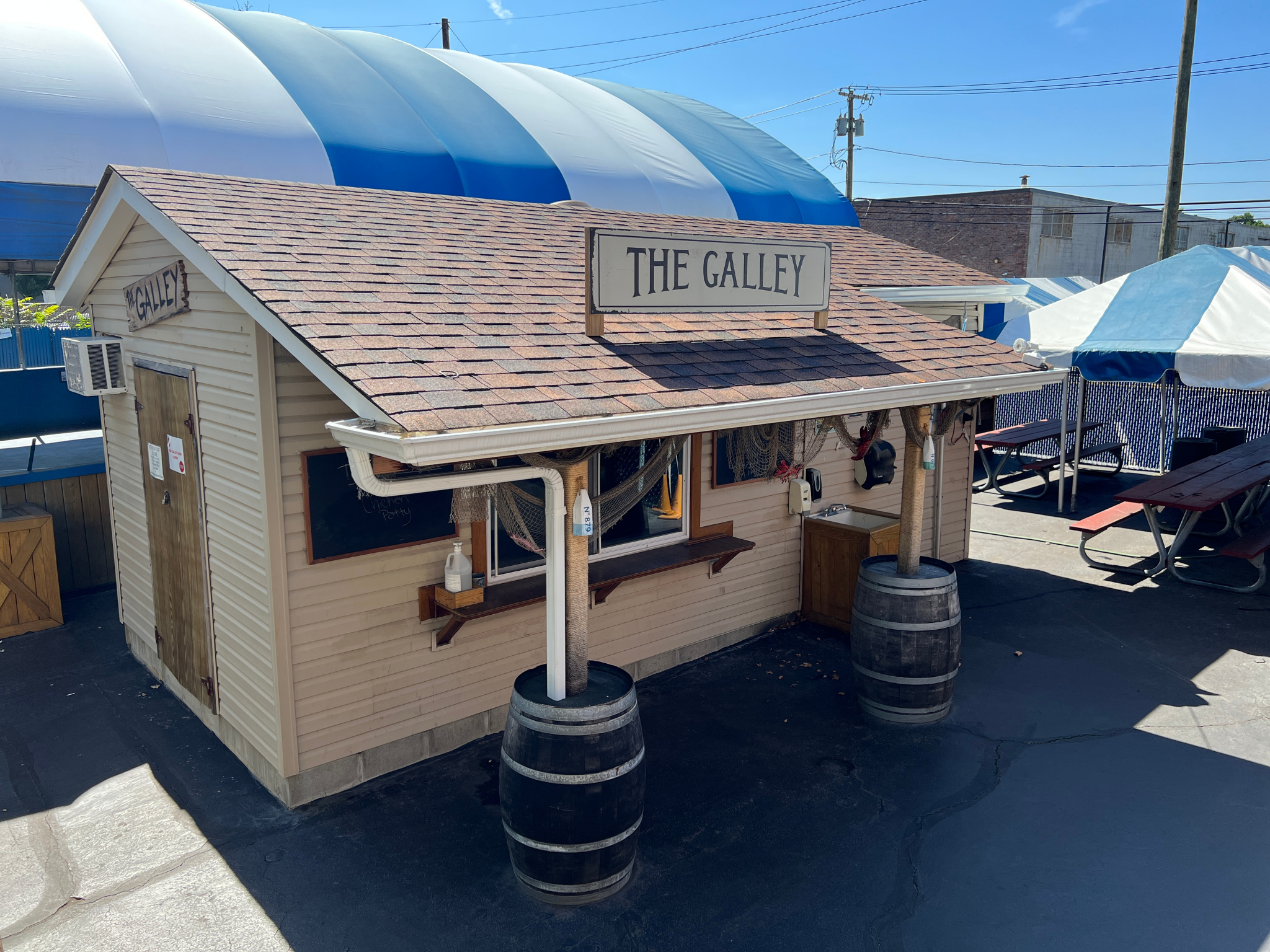 Fish market themed building for cooking programs.