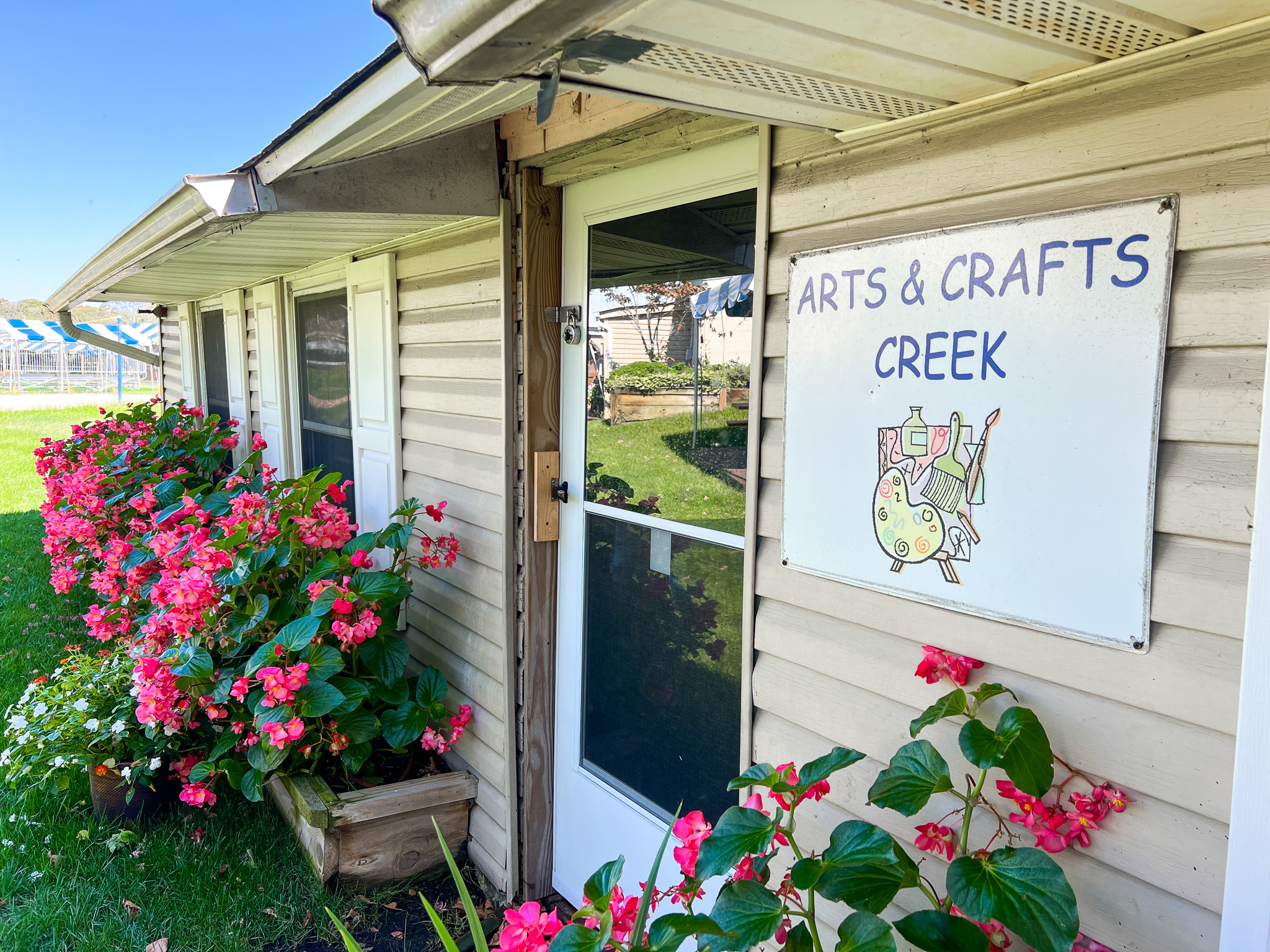 Arts and Crafts Creek sign.