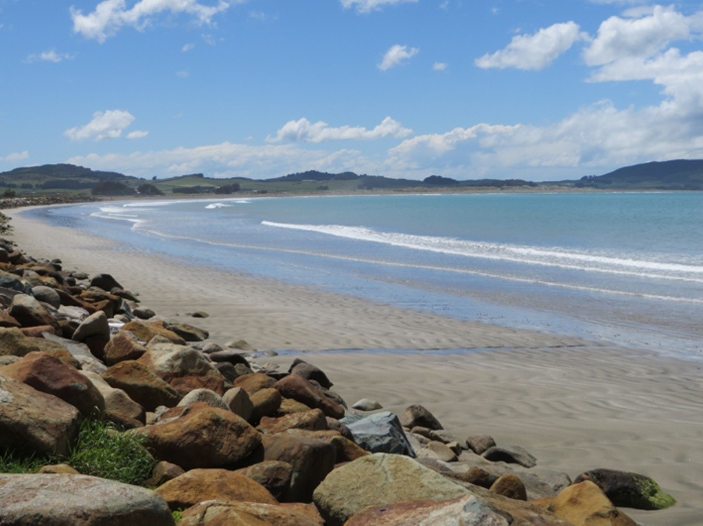 Colac Bay at Colac Bay Road opposite Marae