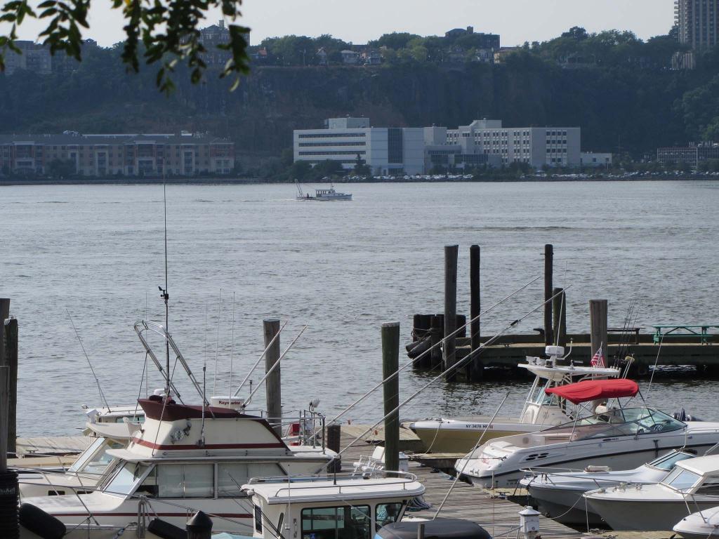 79th Street midchannel