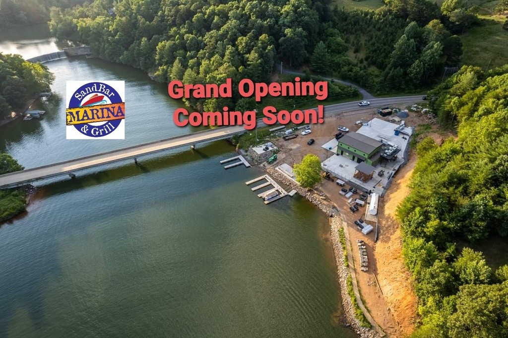 Lake Hickory Sandbar & Grill Swim Guide