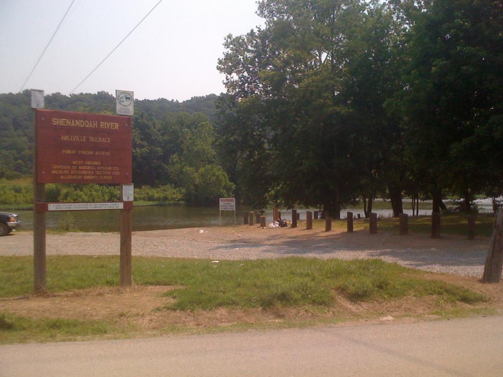 Shenandoah River at Millville Dam Tailrace