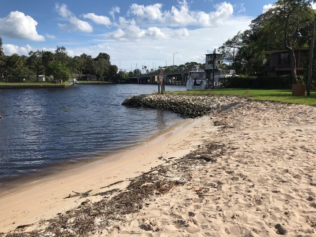 New River South Fork (Coontie Hatchee Park) in Fort Lauderdale