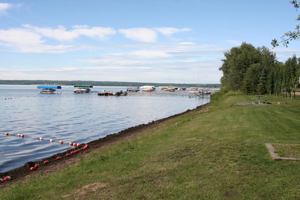 Mission Beach On Pigeon Lake Swim Guide
