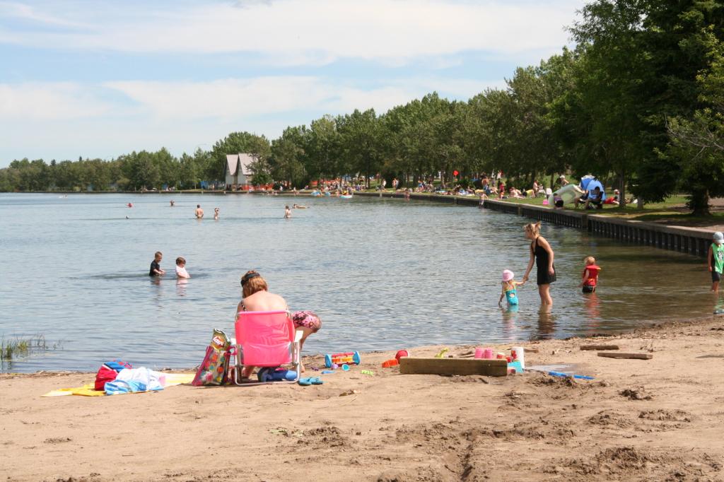 Sylvan Lake Provincial Park Beach Swim Guide