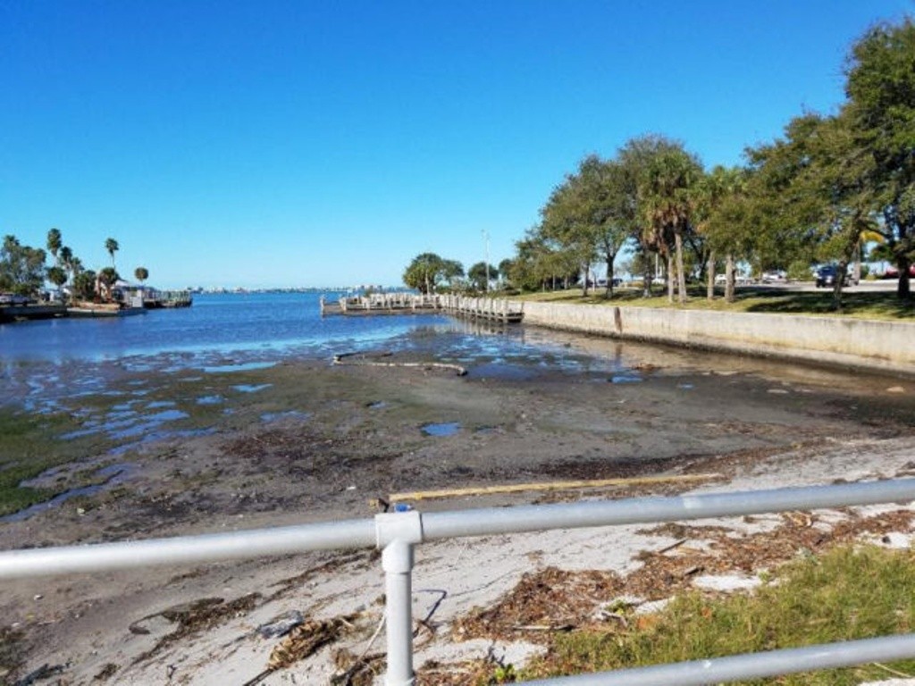 Centennial Park - 10th St Boat Ramp