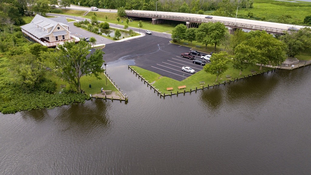 Denton Crouse Park Swim Guide