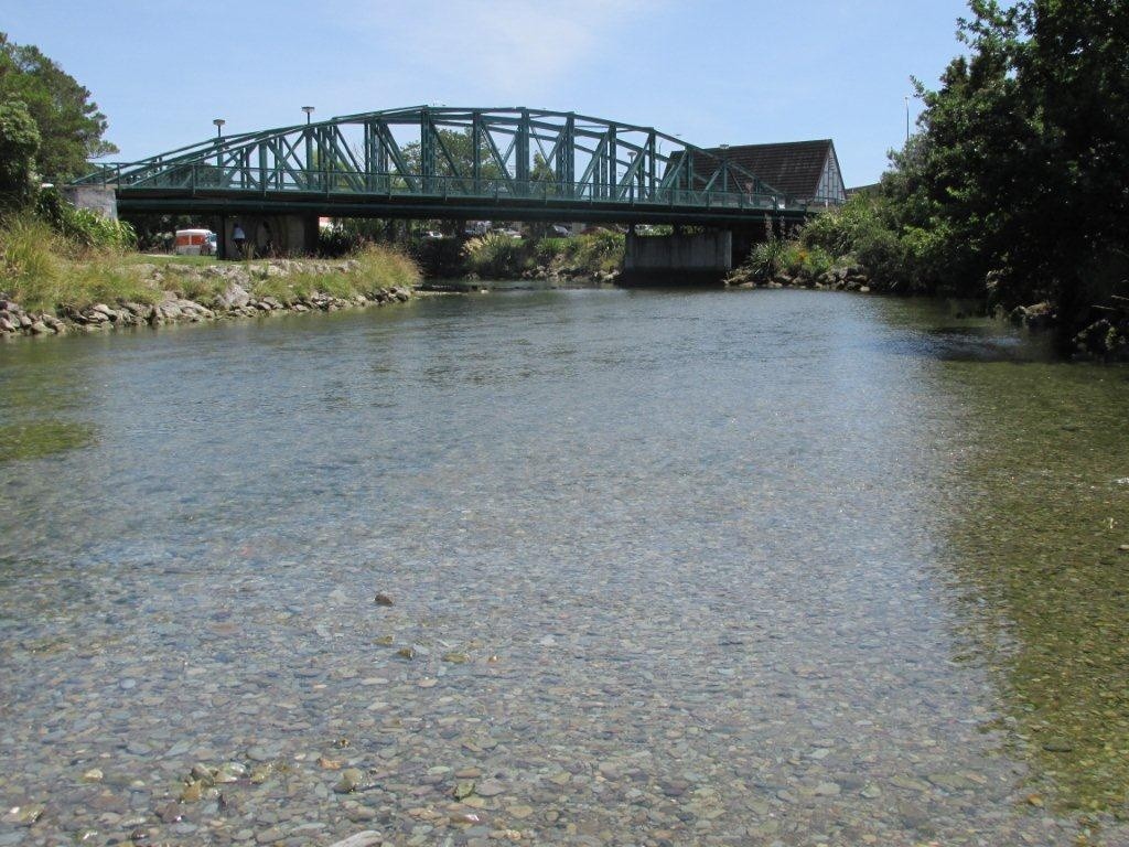 Maitai River at Collingwood St Bridge