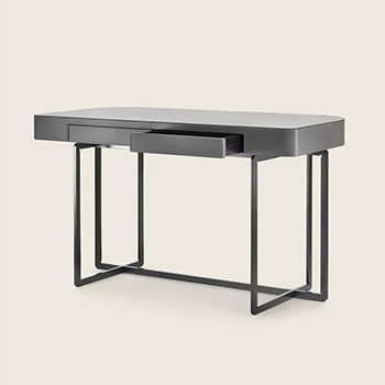 Marmaduke Desk