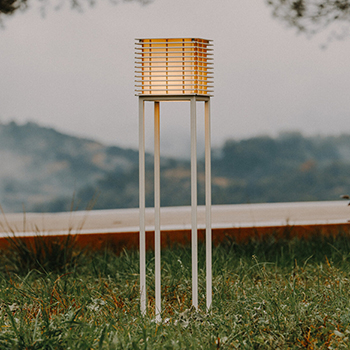Shiro 17 Alta Floor Lamp - Outdoor Shiro 17 Alta Floor Lamp - Outdoor