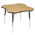 Allied&reg; Classic Clover Activity Table