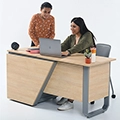 Smith System&reg; Motum&reg; Teachers Desks