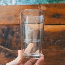 Etched Glassware - Fly Fisher Pint Etched Glassware - Fly Fisher Pint