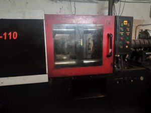 Orbit 110 Ton Injection Molding Machine - Image 4