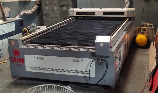 Co2 Laser Cutting Machine with CW- 5200 Electric Chiller - Image 3