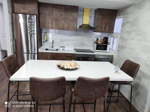 ImagenLUXURY New Apartment CITY CENTRE & BEACH, Alicante 4