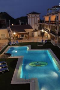 ImagenApartamentos Turisticos Aguilas de los Collados 8