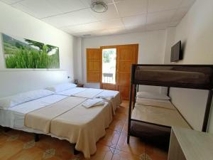 ImagenHOSTAL RESTAURANTE CARRICOLA 6