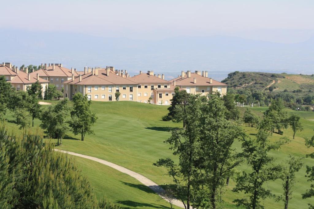 Apartamentos campo de golfimagen principal