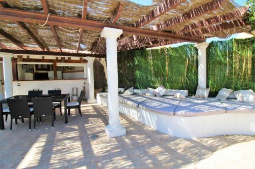 ImagenCHILL OUT Chalet Piscina privada 2