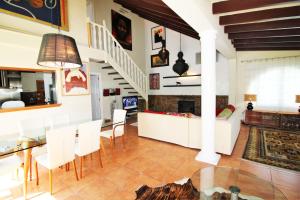 ImagenCHILL OUT Chalet Piscina privada 3