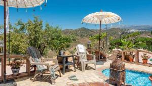 ImagenCasa Rural Arrijana Privada e Independiente Piscina con Jacuzzi y Barbacoa 4