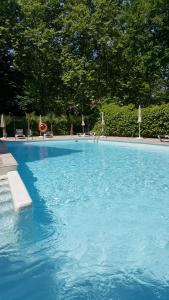 ImagenSenator Barajas 4