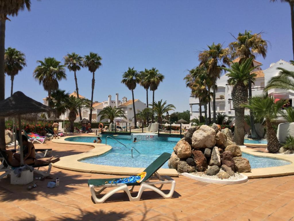 Bajó en el campo de Golf, Orientación ideal todo el año Piscina-Terraza solárium-Wifi-Satimagen principal