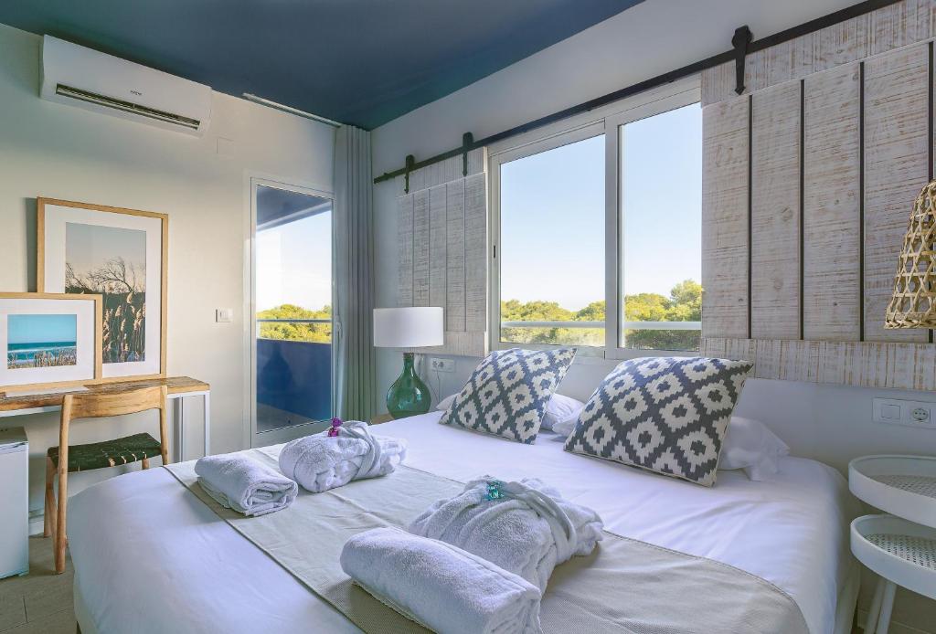 YOU & CO. Saler Beach Boutiqueimagen principal