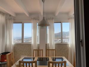 ImagenThe Penthouse 3