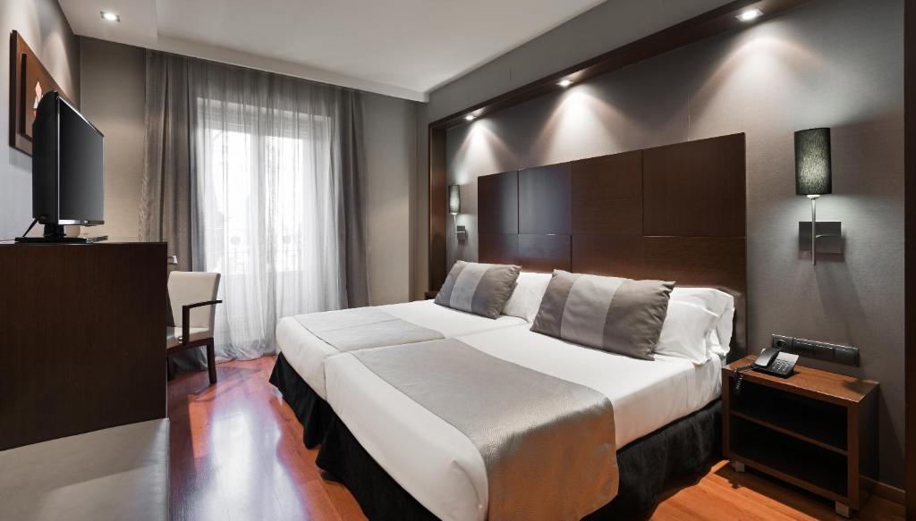 Catalonia Goyaimagen principal