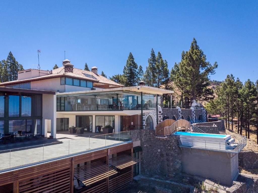 Parador de Cruz de Tejedaimagen principal