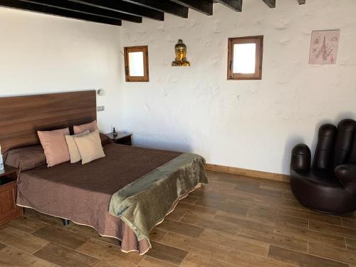 ImagenVALTISYA POOL AND AIRPORT 2