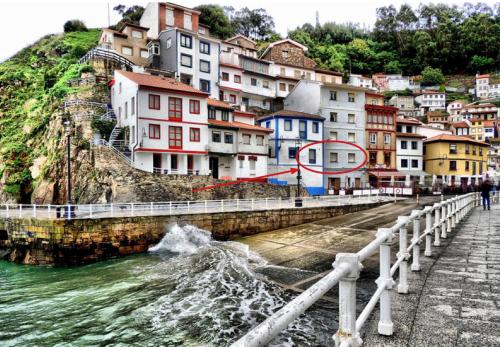 ImagenLa NANA del MAR / The LULLABY of the SEA on old harbour 1