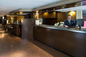 ImagenCatalonia Mikado 5