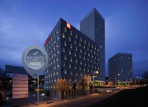 ImagenIbis Barcelona Santa Coloma 6