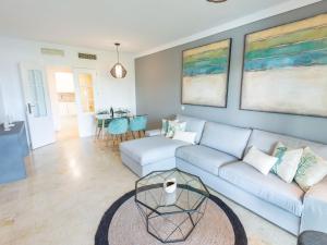 ImagenIn the heart of Puerto Banus! Walk everywhere! 6