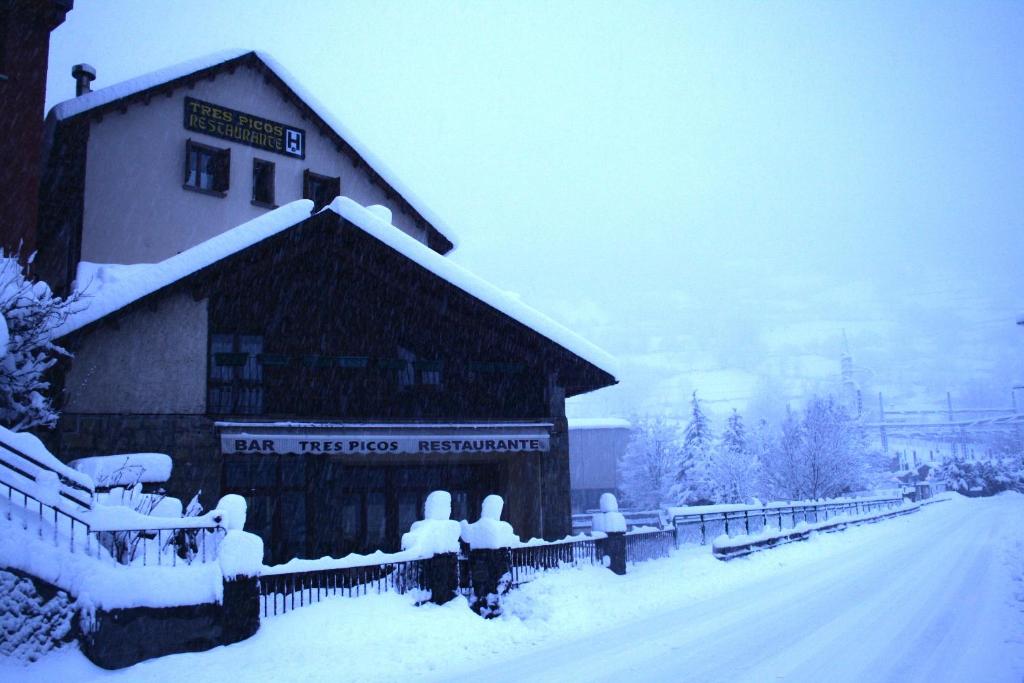 Tres Picosimagen principal