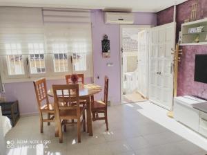 ImagenBungalow soleado a 100 metros de La Playa 6