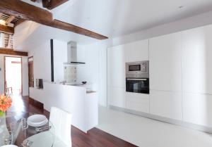ImagenApartments Downtown Valencia 5