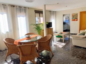 ImagenApartamento diáfano y luminoso en Onil 5